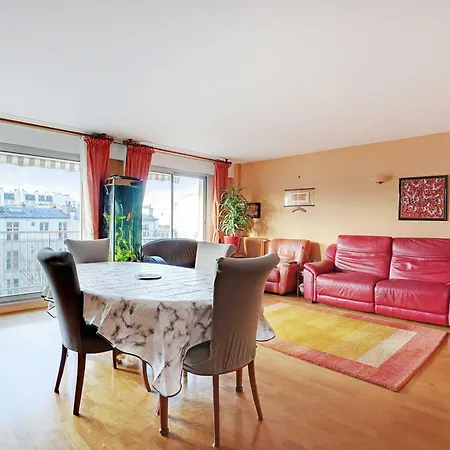 Apartament Apt With Balcony Overlooking The Eiffel Tower *