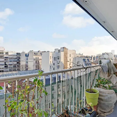 Apt With Balcony Overlooking The Eiffel Tower Apartament Paryż